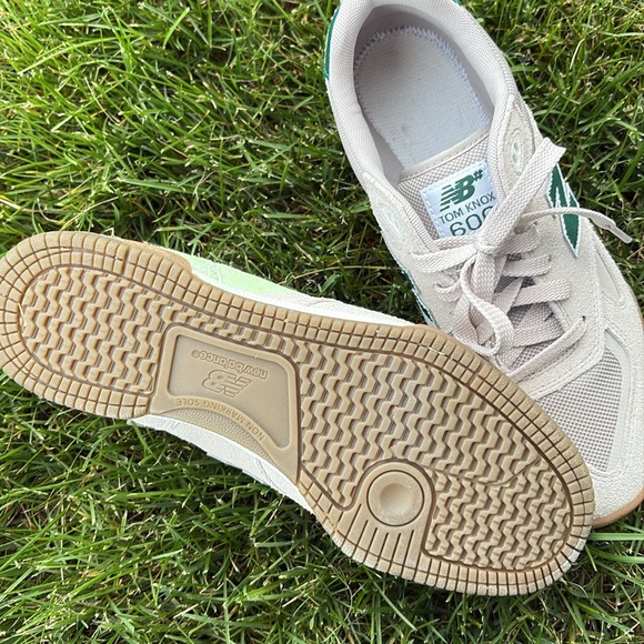 Women’s New Balance Tom Knox Athletic Shoes in Cream and Green, size 9.5 - Picture 3 of 5